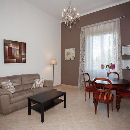 דירות ליבורנו Casa Dafne מראה חיצוני תמונה