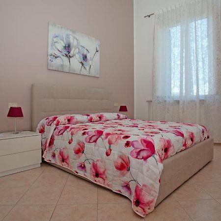 דירות ליבורנו Casa Dafne מראה חיצוני תמונה